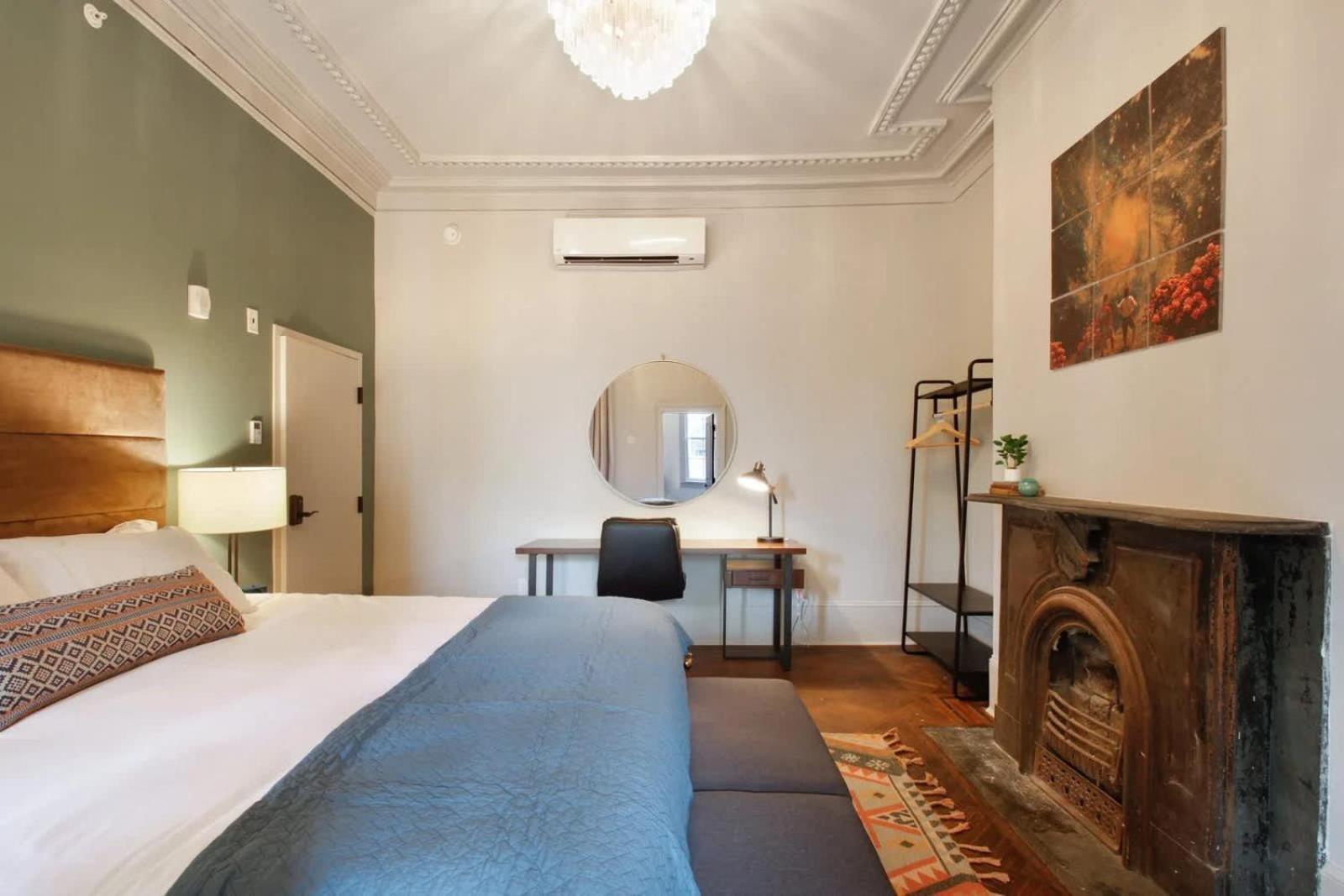 King 2nd Floorhotel Boutique * Savannah